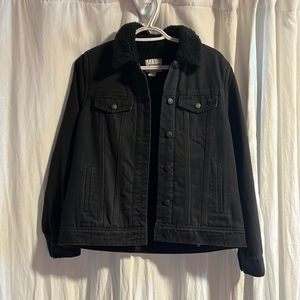 Old navy Sherpa lined black jean jacket
